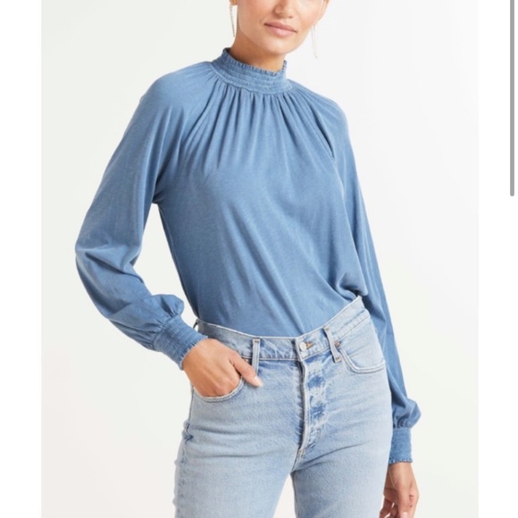 Sundry Tops - Sundry Evereve smocked blue shirt size 1 like a S-M NWT